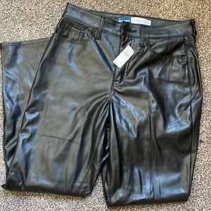 NWT Leather pants 🖤